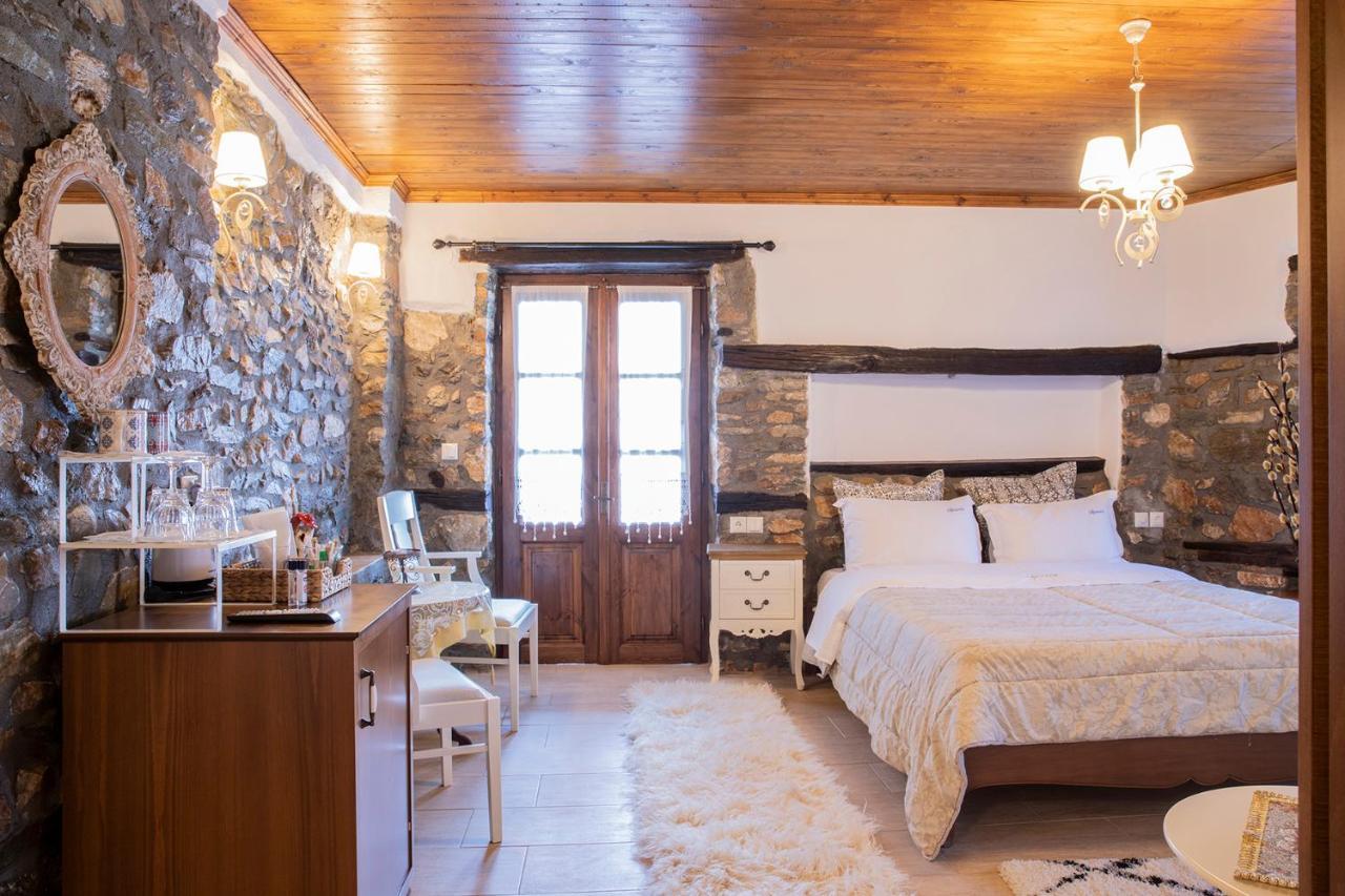 Guesthouse Ourania Palaios Panteleimonas Esterno foto