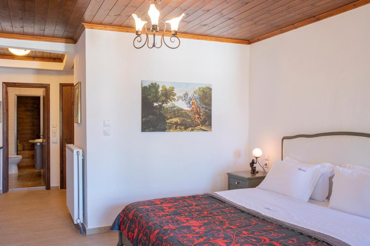 Guesthouse Ourania Palaios Panteleimonas Esterno foto
