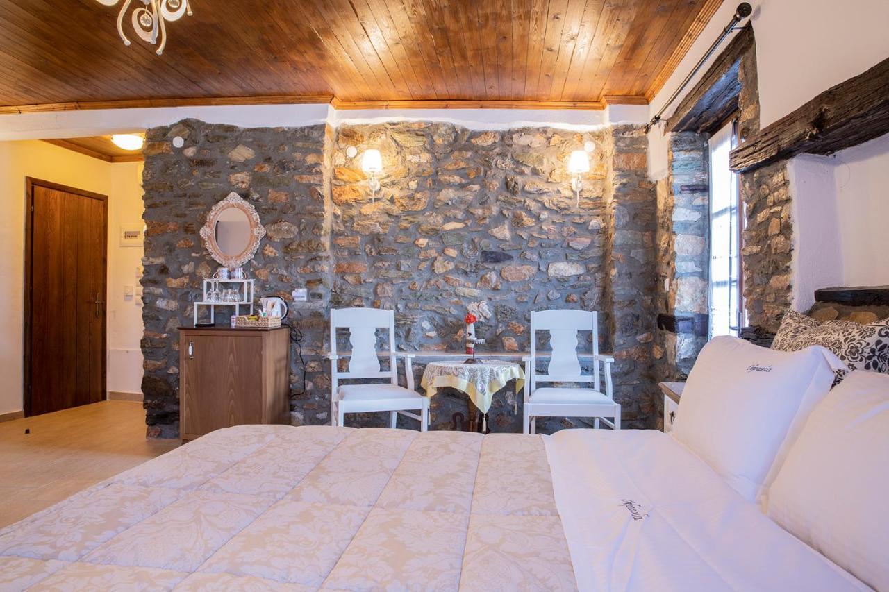 Guesthouse Ourania Palaios Panteleimonas Esterno foto